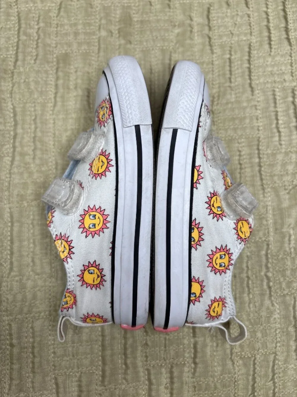 Child 7 Converse All Star Low Top Sun Print Velcro Unisex Sneakers